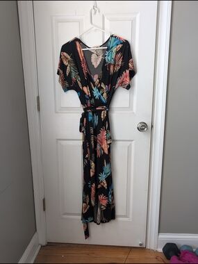 Gibson Latimer Black Floral Wrap Maxi Dress with Blue & Coral Leaves